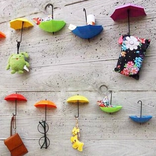 傘モチーフ壁かけフック9個セット（カラーはランダム）