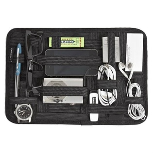 無数のゴムバンドで自在に固定！カバンの中をスッキリ整理！携帯収納ツール