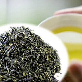 日本茶発祥の地！九州嬉野地方産【蔵出し一番摘み】嬉野茶100g