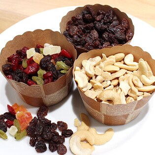 ミツワ珍味 売れ筋おすすめセット（割れカシューナッツ、ノンオイルレーズン、ドライフルーツミックス）各100g