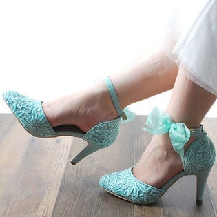Shoes in Closet 綺麗なフォルムとシャープなつま先がスタイリッシュムードを後押ししてくれるポインテッドトゥレースパンプス / 8928 / ミント / M（約23.0-23.5）