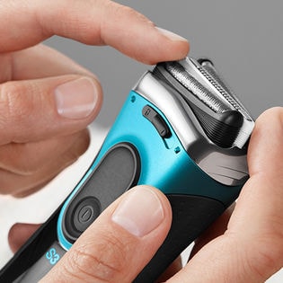 ブラウン Braun シリーズ3 メンズ電気シェーバー 3枚刃 お風呂剃り可 ブルー 3080s ブラウン Braun 鼻毛カッターを税込 送料込でお試し サンプル百貨店 ブラウン Braun