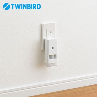 ツインバード(TWINBIRD)/停電センサー LEDサーチライト(赤外線センサー付) ホワイト/LS-8559W