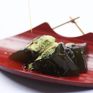 抹茶葛わらび餅（黒蜜・抹茶きな粉付き）