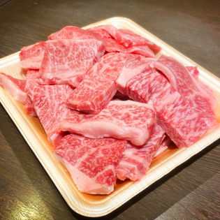【500g】人気焼肉屋さんの黒毛和牛の特選切り落とし（焼肉・BBQ用）ー大阪堺市地域物産応援ー