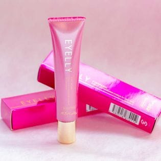 シミと乾燥小ジワにWのアプローチ　薬用美白クリーム　EYELLY（アイリ―）15g