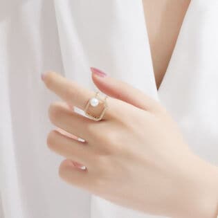 【ゴールド】ラインストーン スクエアリング