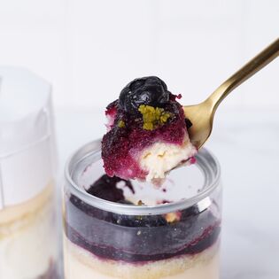 【4本】白金グラススイーツ（ホワイトティラミス ブルーベリー）