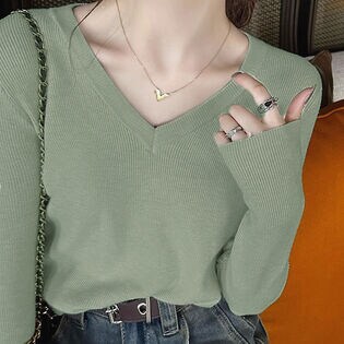 【ライトグリーン】薄手 Vネックニットソー