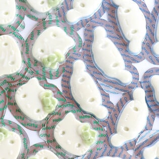 【2種・計22個】ちっちゃな レリーフチョコ(シナモロール・ハローキティ）