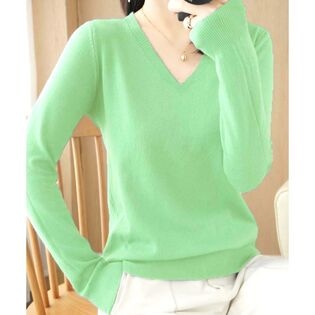 【グリーン】薄手Vネックニット