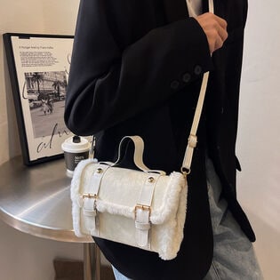 【ホワイト】ミニショルダーバッグ　ファー付き