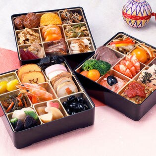 12月29・30日お届け【2-3人前/全37品】銀座割烹　和洋中おせち三段重　吉祥（盛り付け済み）