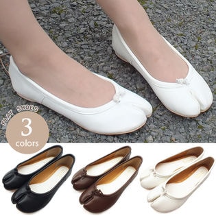 個性が光る注目デザイン足袋パンプス