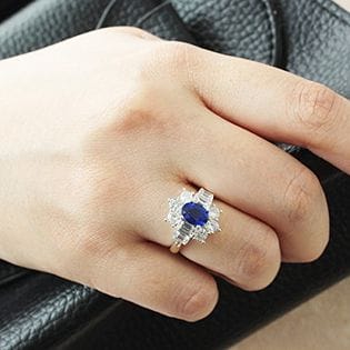 天然 ロイヤル ブルーサファイア ダイヤ ピアス1.9ct k18 ¥