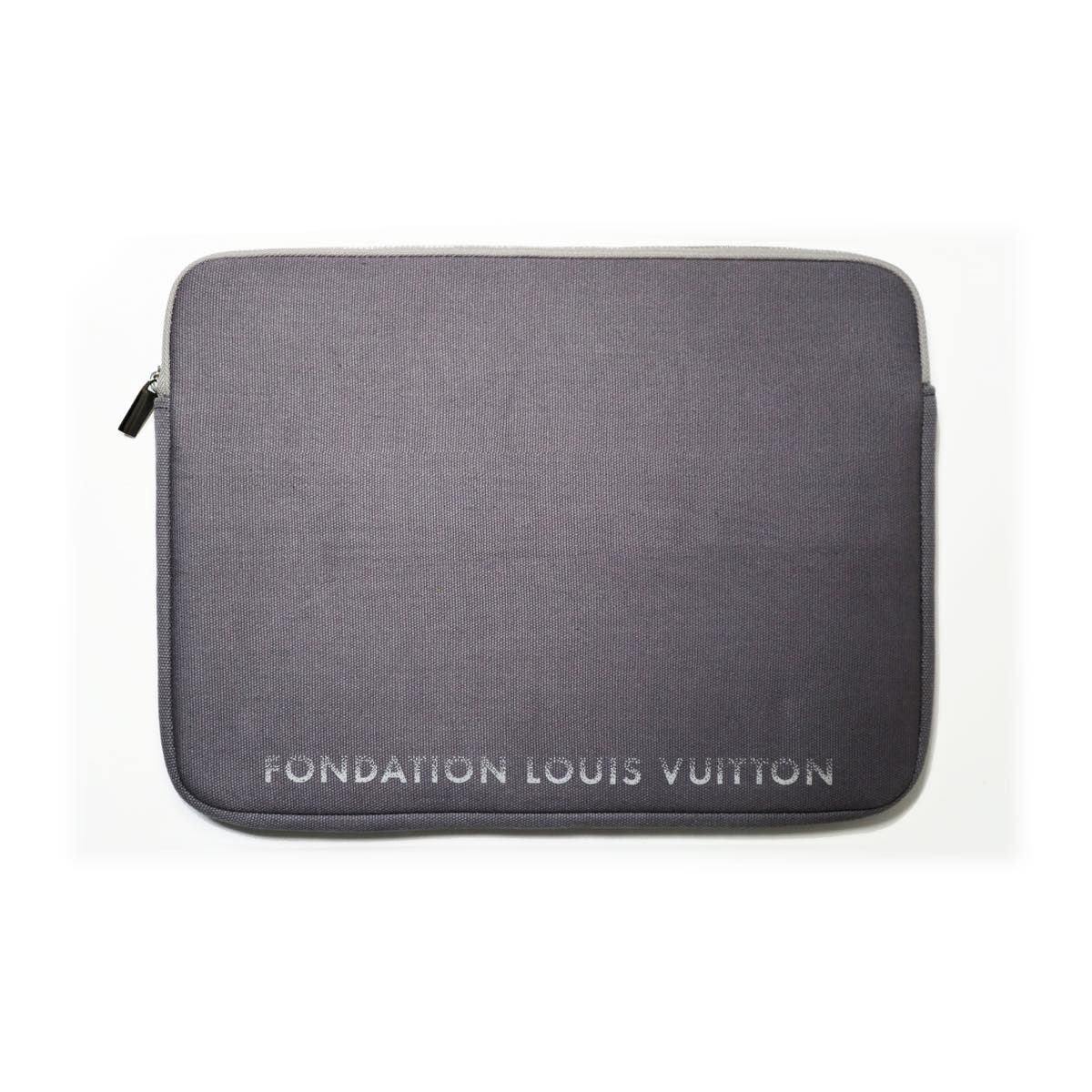 グレー【FONDATION LOUIS VUITTON】美術館 限定 PCケース