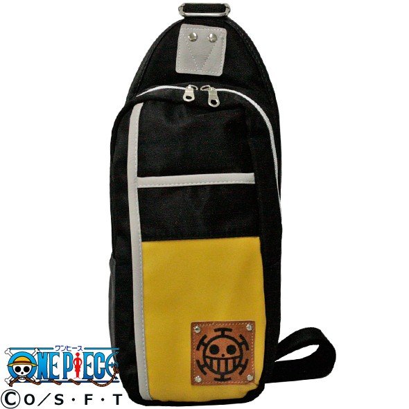 ブラック マスタード ワンピース ボディバッグ トラファルガー ロー 国内ライセンス ワンポイントの海賊旗型押しワッペン 大人でも使用できるデザインです