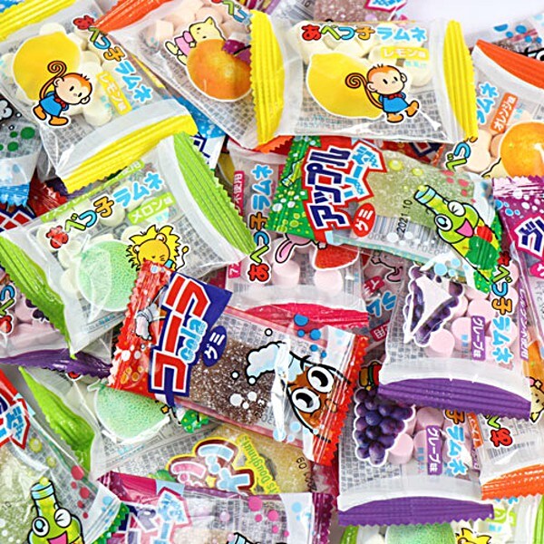 やおきんグミ5種 コーラ グレープ サイダー アップル フルーツ とあべっ子ラムネセット 30コ を税込 送料込でお試し サンプル百貨店 おかしのマーチ