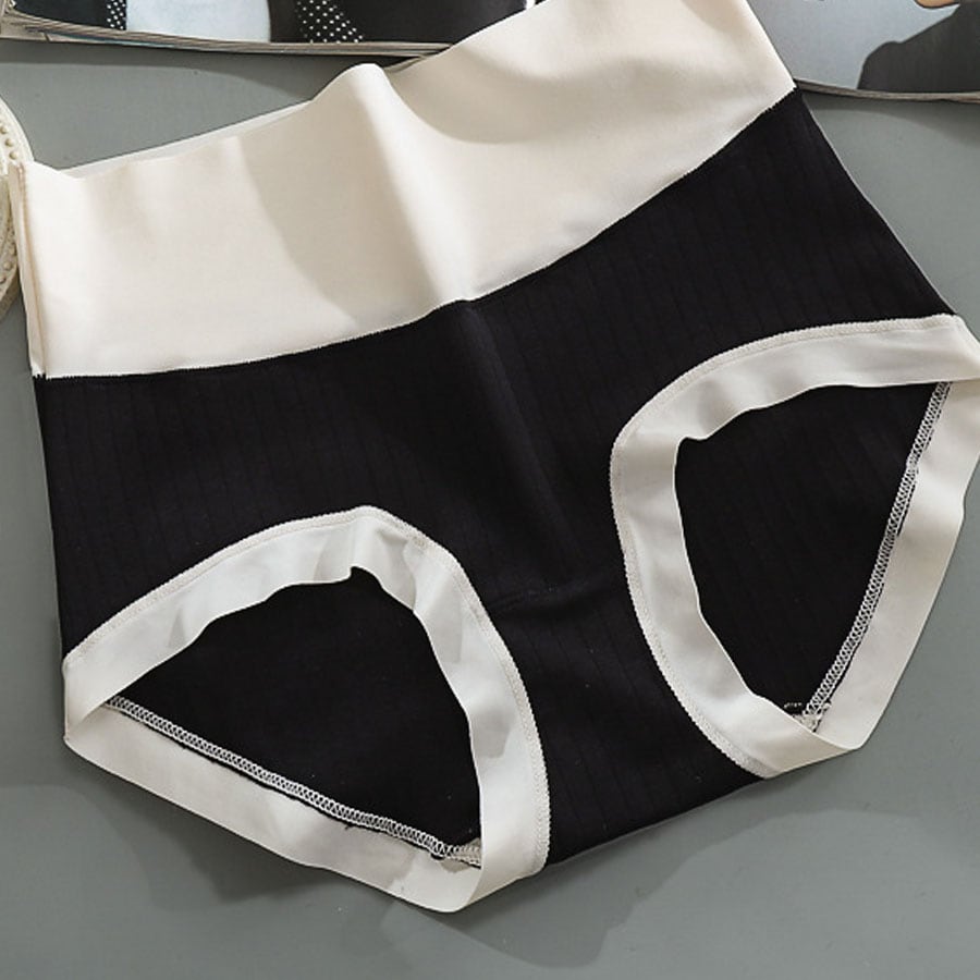 【ブラック】ハイウエストシームレスショーツ