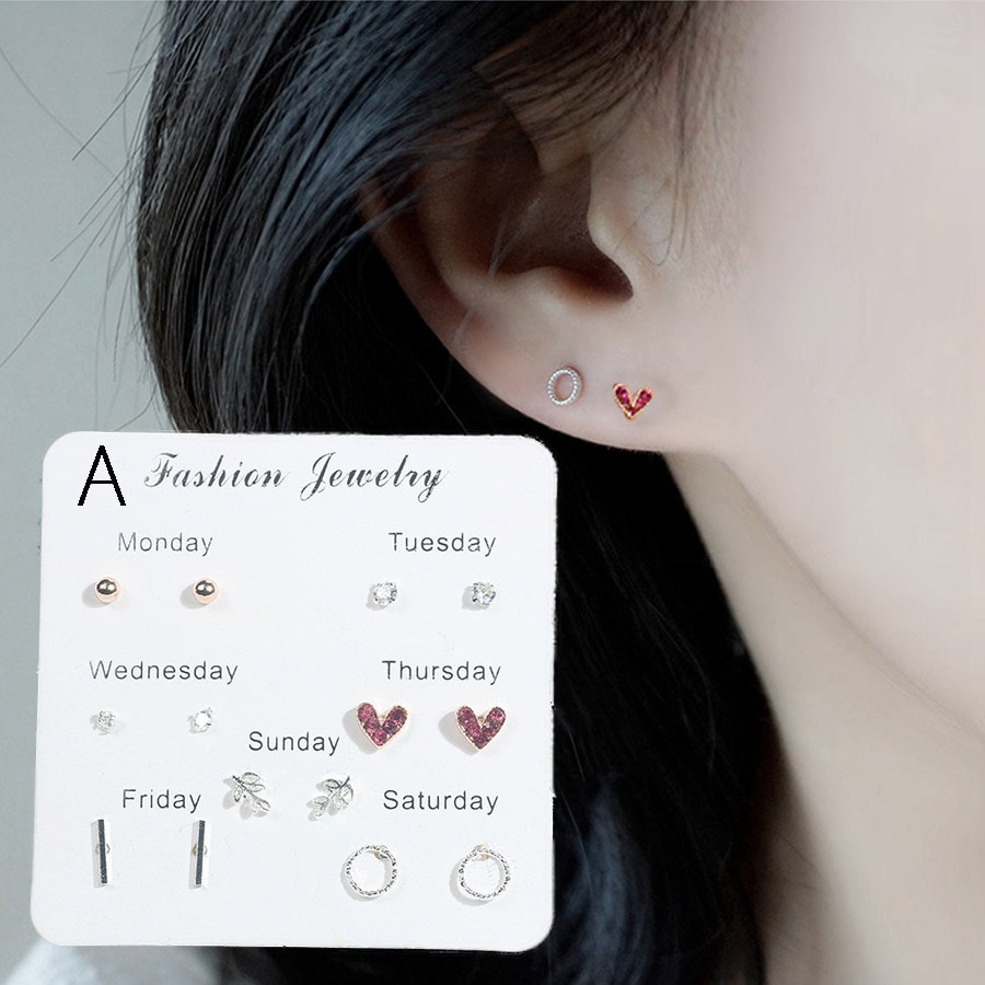 【Aタイプ】曜日別で楽しめるスタッドピアス7点セット
