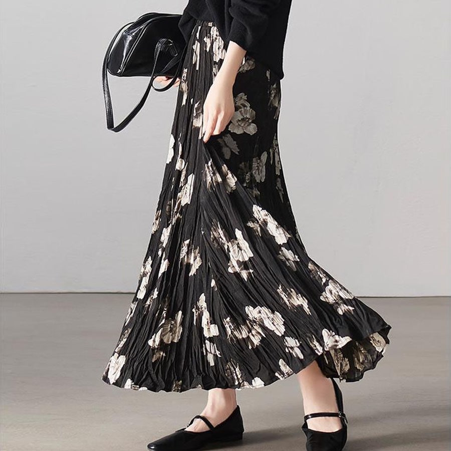【ブラック】花柄 ロングフレアスカート