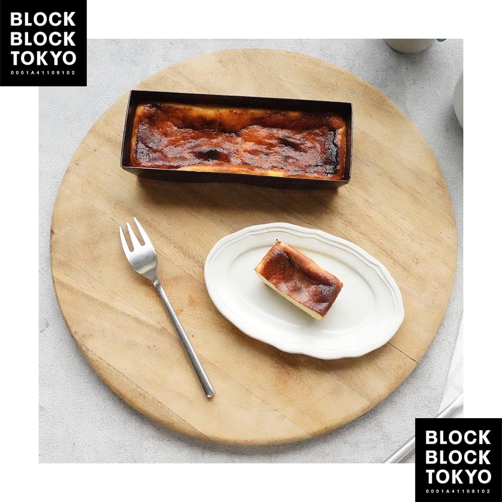 BLOCK BLOCK TOKYO  BLACK LABEL　バスクチーズケーキ（プレーン）