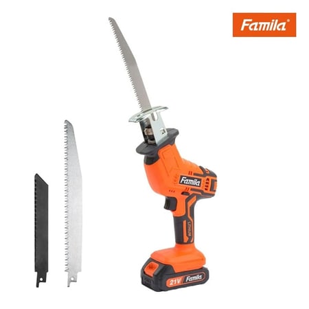 充電式コードレスのこぎり6点セット 替え刃2枚付き