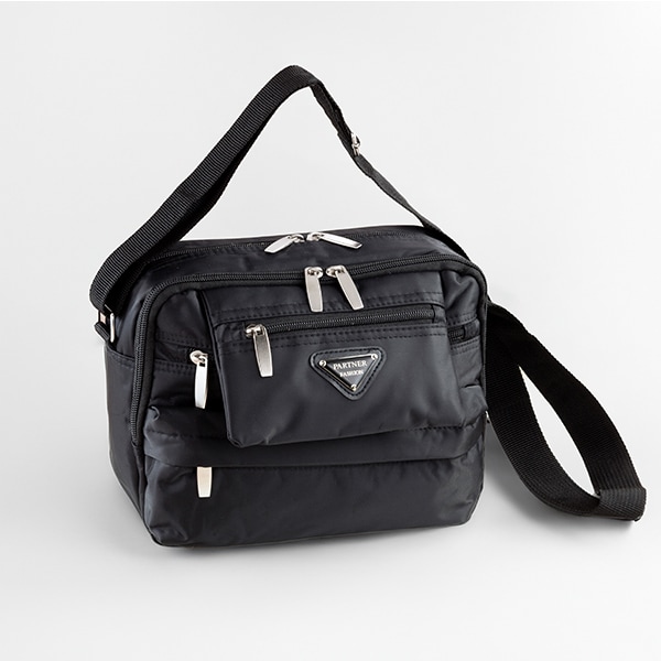 多機能ショルダーバッグ