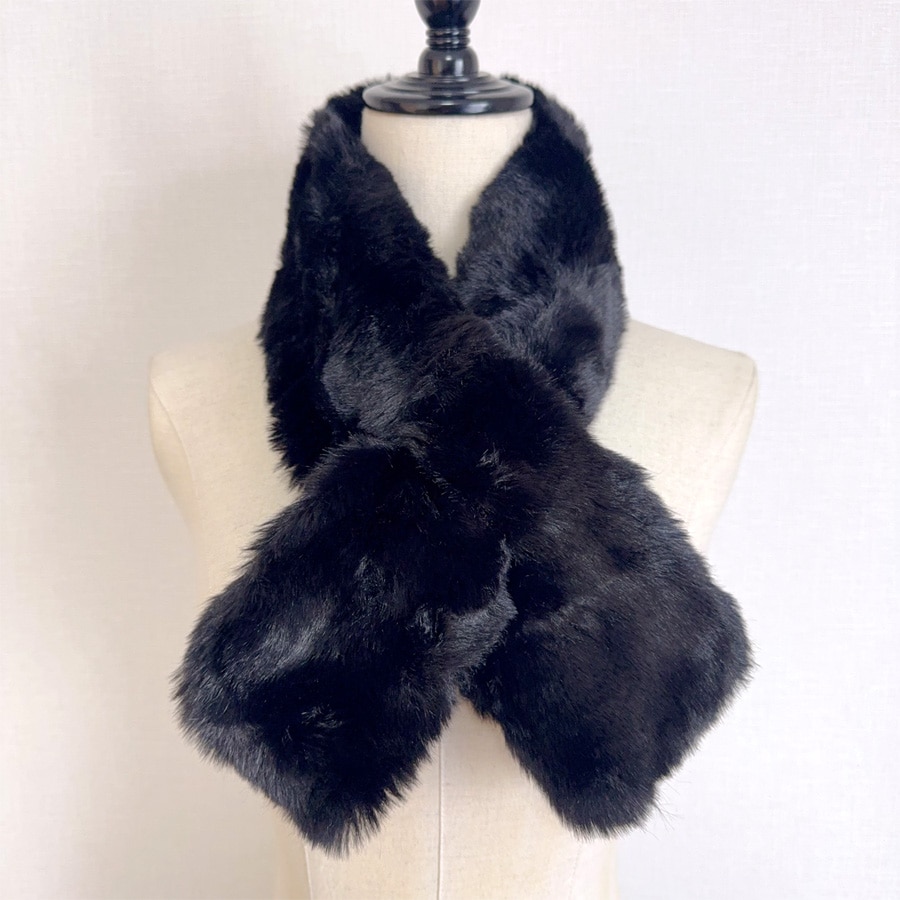 【ブラック】ふわふわマフラー ティペット 差し込みタイプ