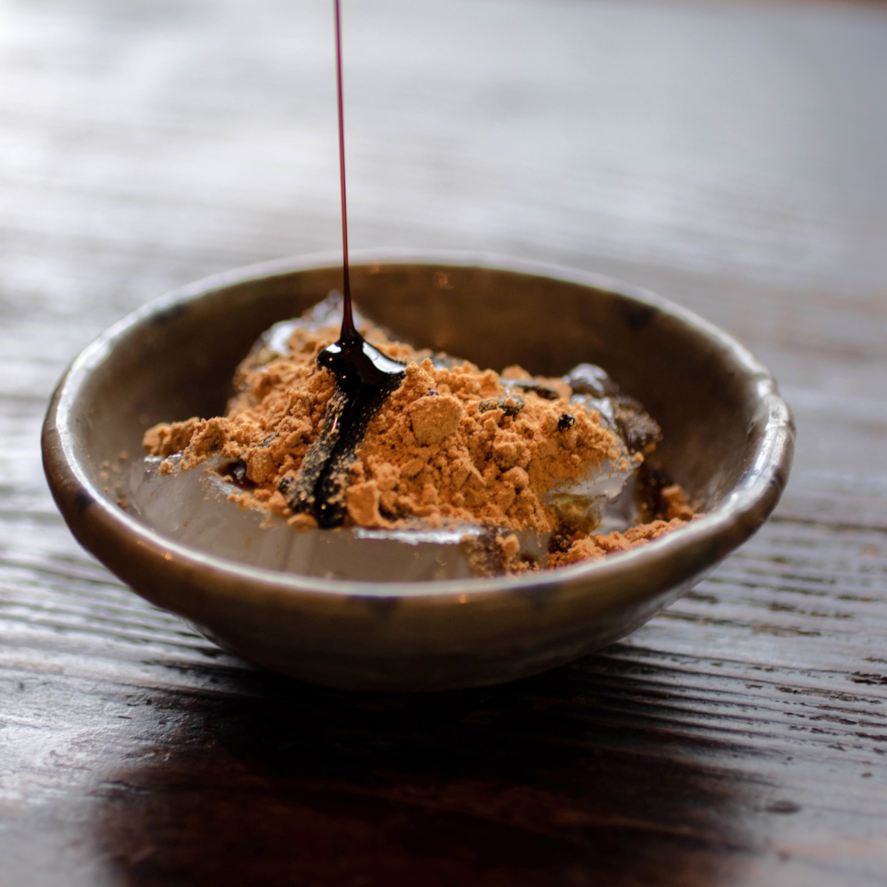 【180g×4パック】とろけるわらび餅＋きなこ・黒蜜付き