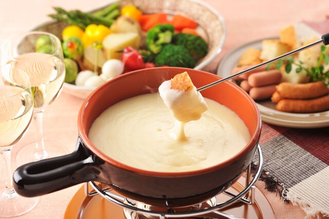 花畑牧場 チーズフォンデュペースト1kgを税込 送料込でお試し サンプル百貨店 株式会社花畑牧場